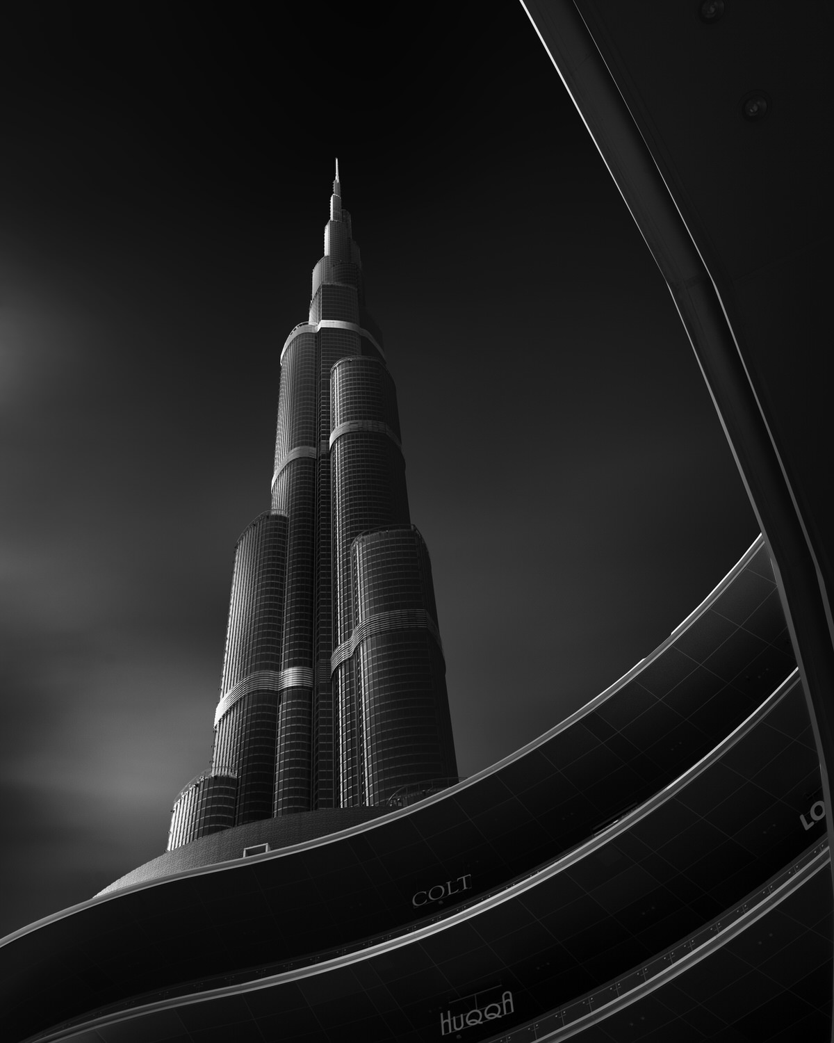 black and white photo of the worlds tallest building in dubai